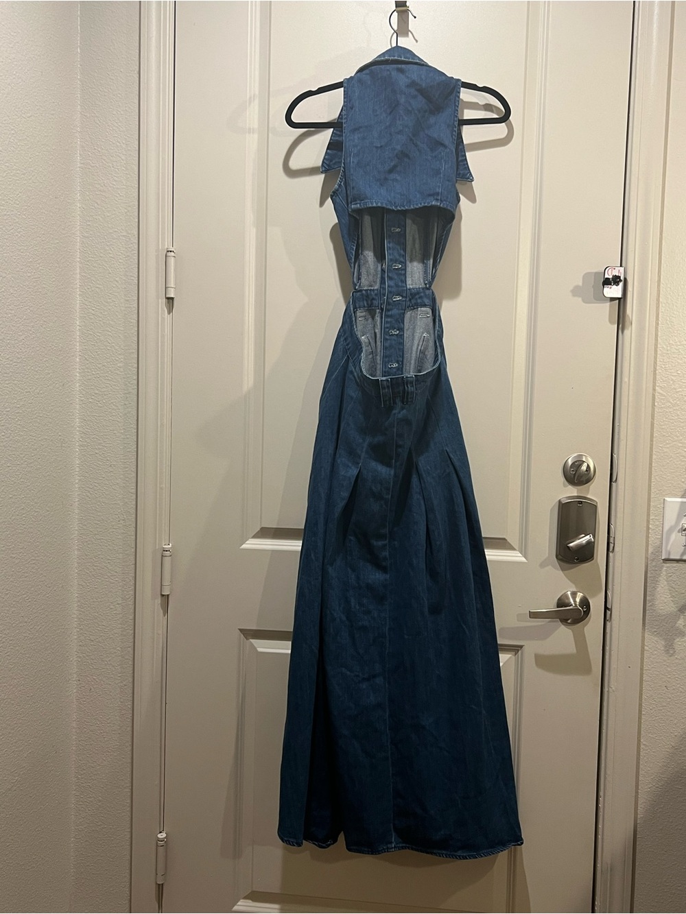 Urban Revivo Denim Cutout Maxi Dress Gold Hardware US 6 Medium NWT - Picture 8 of 9